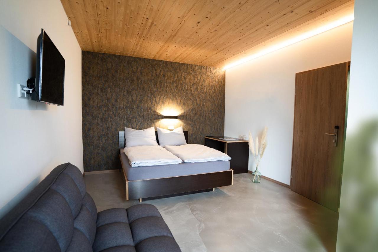 Motel Q Zimmern ob Rottweil Exterior photo
